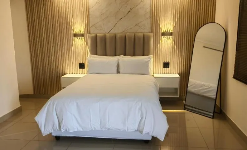 Thusi Apartments
