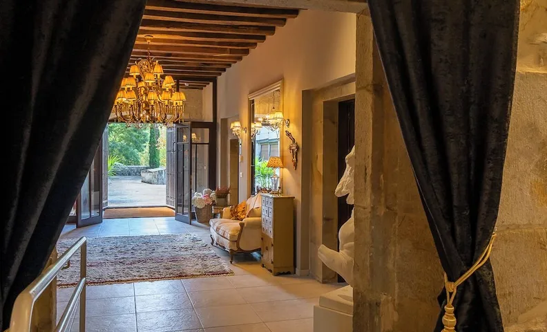 Hotel Palacio de Luko