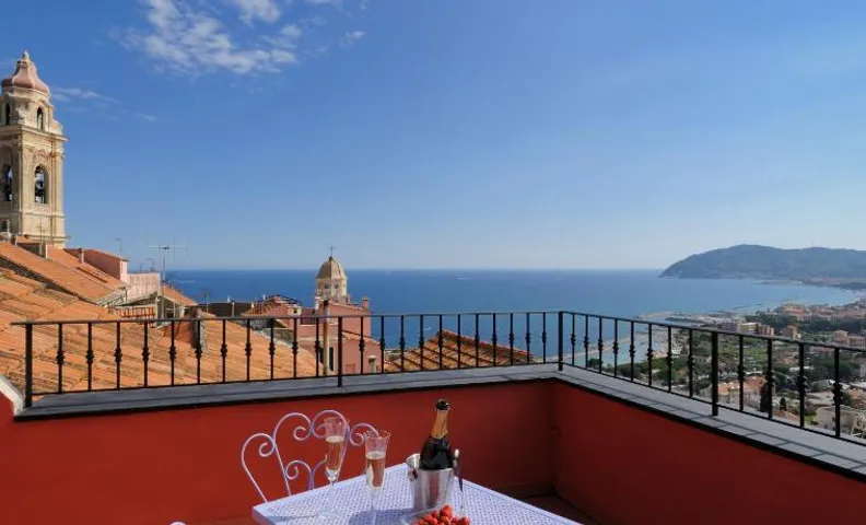 B&B Corallini