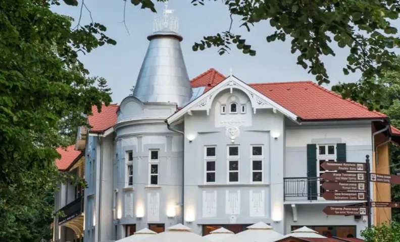 Vila Emilia