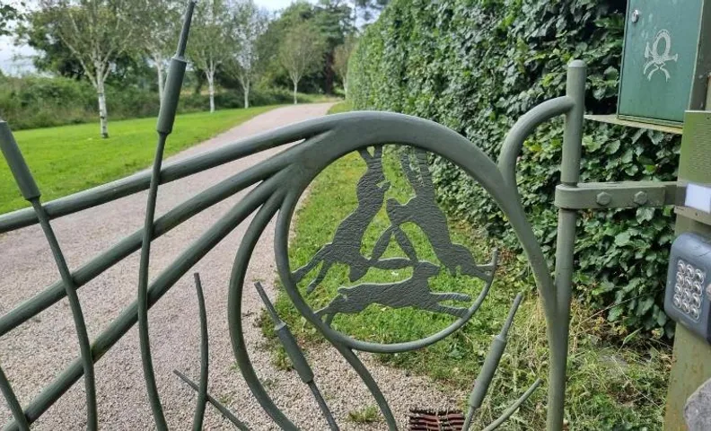 Three Hares Farmhouse, Galway