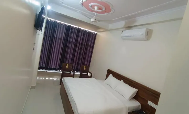 Hotel GR Palace