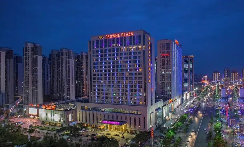 크라운 플라자 샹양 바이 IHG