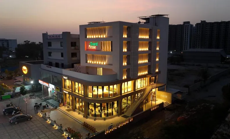 Hotel Grand Arose