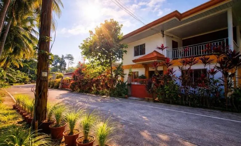 Jenalfe Guest House
