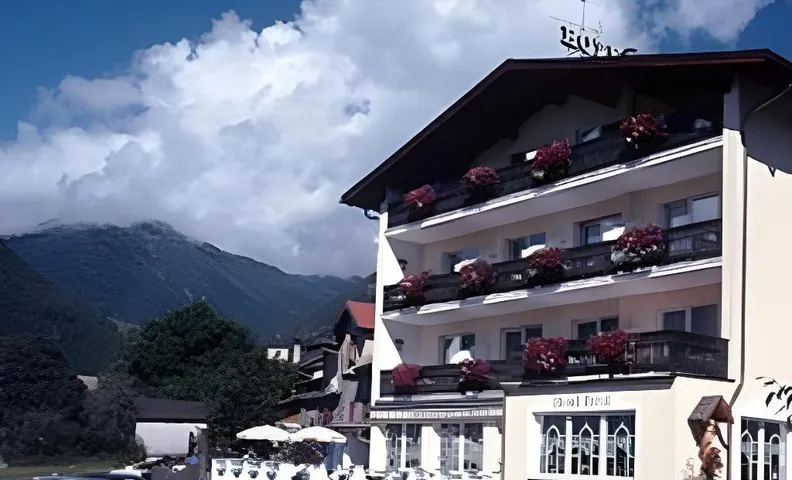 Hotel Tyrol