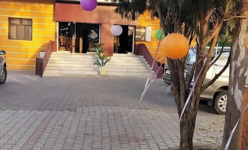 아이비 호텔 앤드 레스토랑