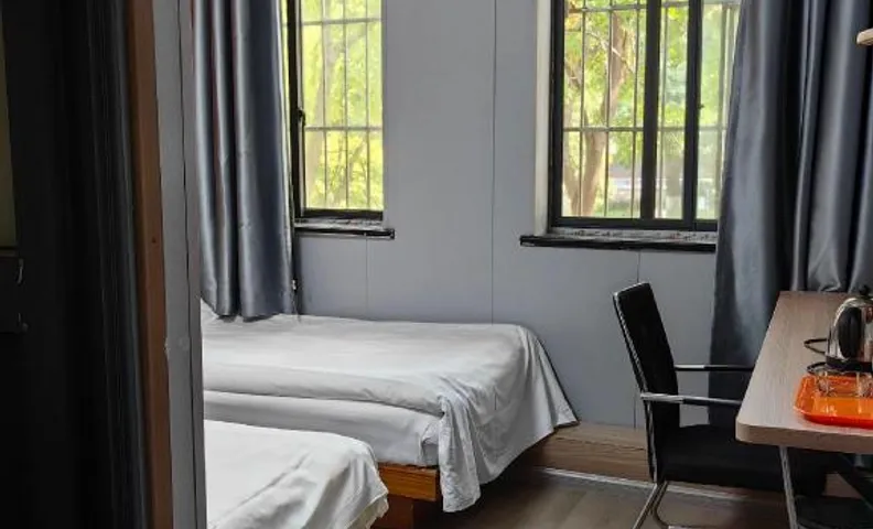 Zhongshan Hotel