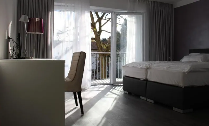 Victoria Living