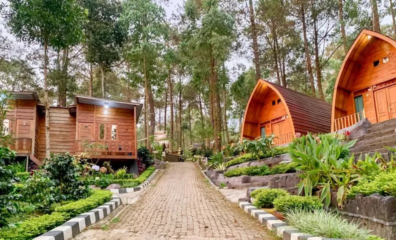 Embun Lawu Cottage Tawangmangu