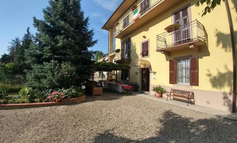 B&B Cantine Pietronero
