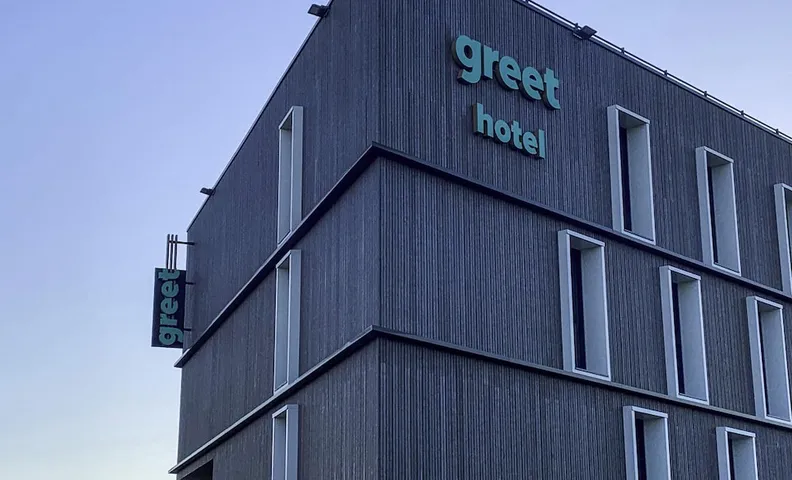 Greet Hotel Rennes Pace
