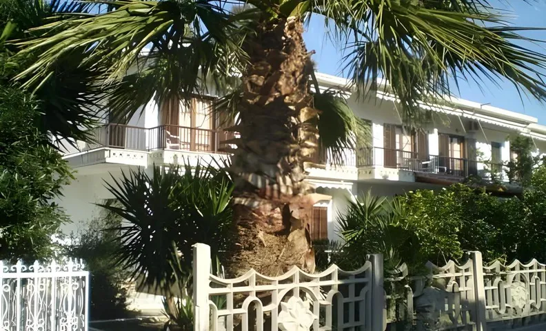 Hotel Apolafsi
