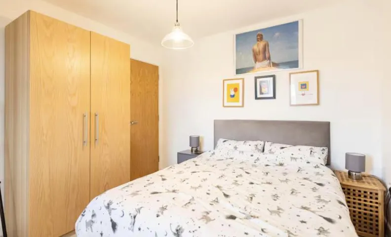 Very Comfortable Rooms and Welcoming live in Hosts