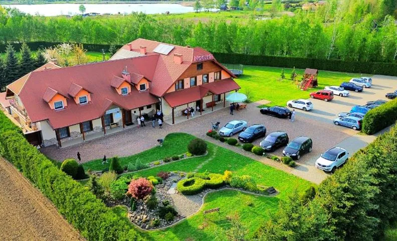 Nocleg Hotel Nad Stawami