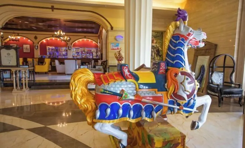 Knight's Hotel Europark Resort