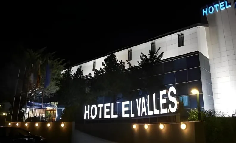Hotel Restaurante El Valles 4 ESTRELLAS