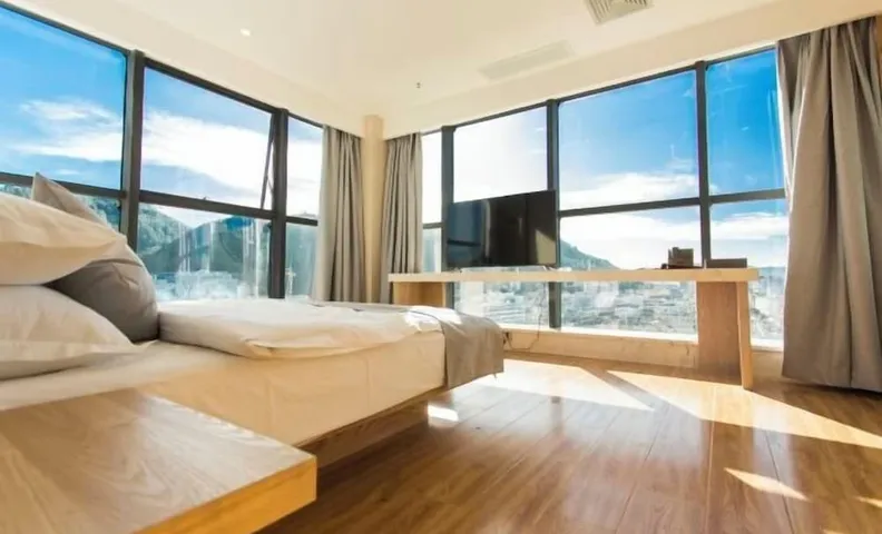 Diannan Hotel