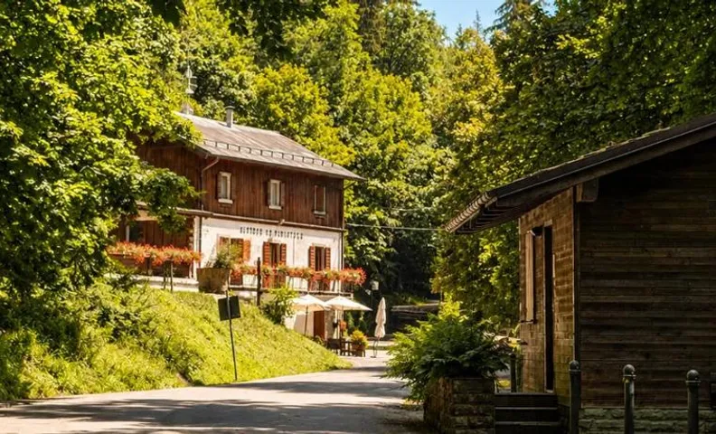 Albergo Ristorante Lo Scoiattolo