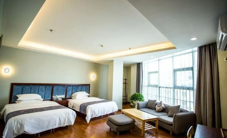 Dongnanhong Business Hotel