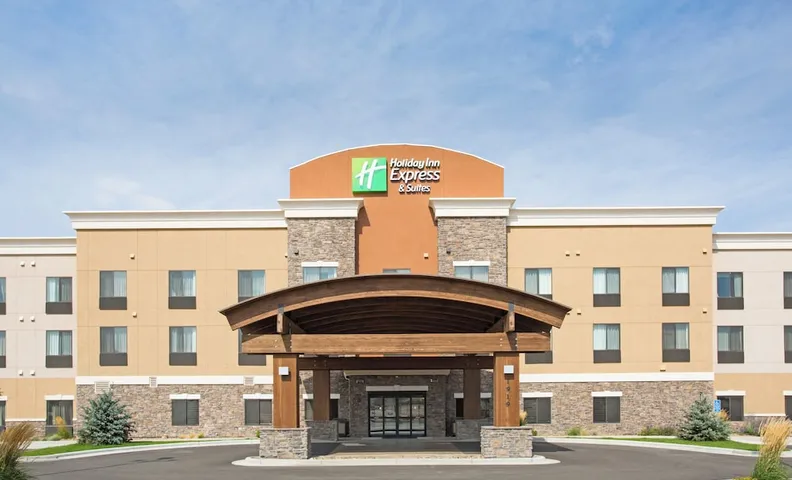 홀리데이 인 익스프레스 & 스위트 글렌다이브 바이 IHG