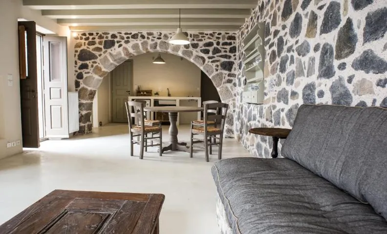 Moustafa Stone House