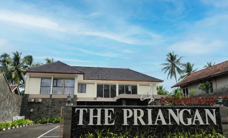 The Priangan Hotel @ Batukaras