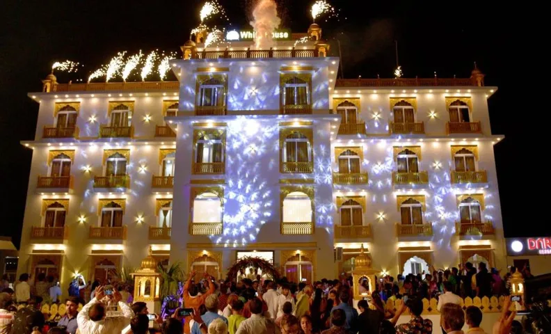 White House Resort