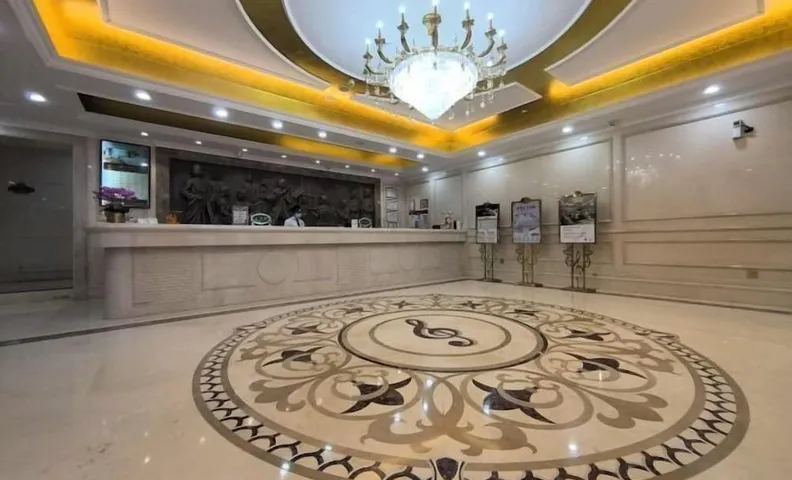 Vienna Hotel (Huidong Jilong)