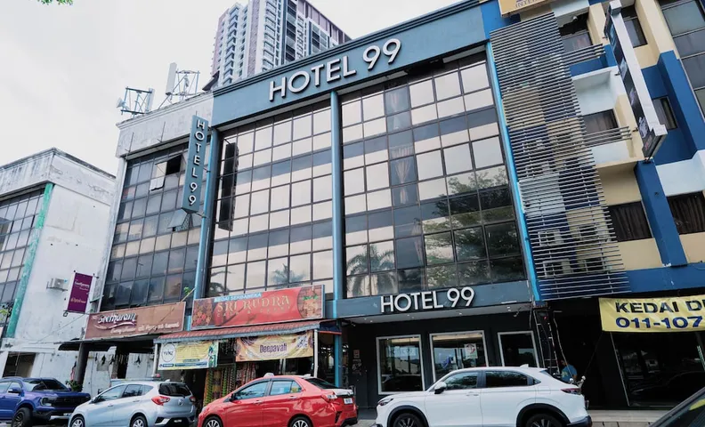 호텔 99 세리 켐방안