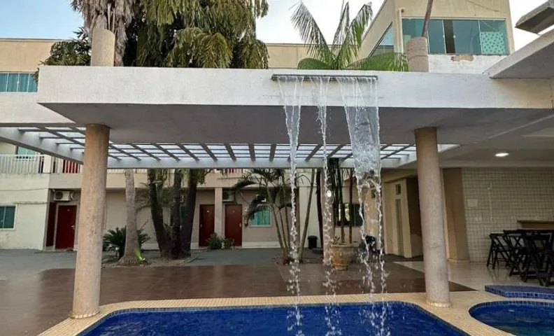 Serra's Palace Hotel