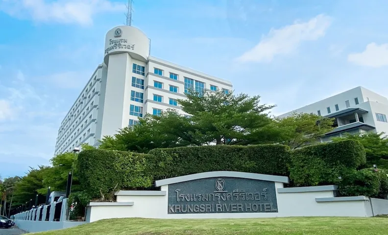 크룽스리 리버 호텔