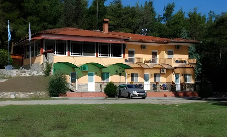 River Side Rooms
