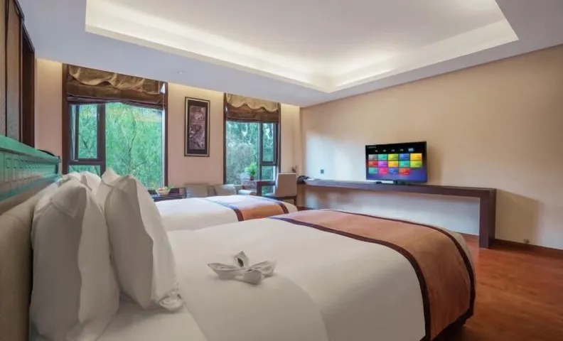 Cloud Hotel and Resort