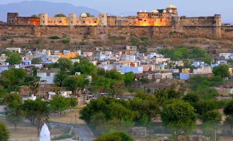 Rovers Luxe Stay - SARDARGARH Heritage Fort, Near Udaipur