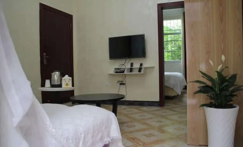 Fangwu Youth Hostel