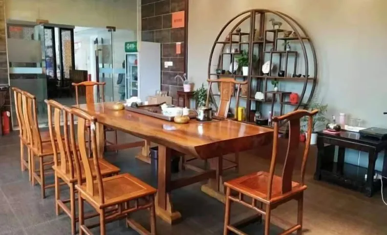 Jianning Hotel