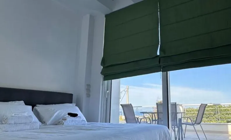 Ambrosia by Dia sea view apartment