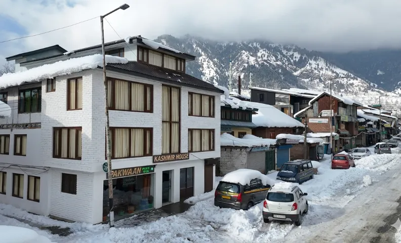 Kashmir house pahalgam
