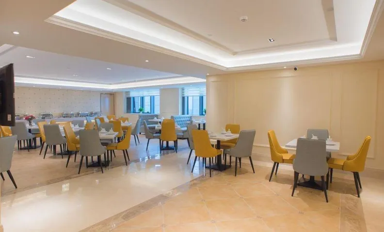 Vienna International Hotel (Dongguan Qiaotou Square)