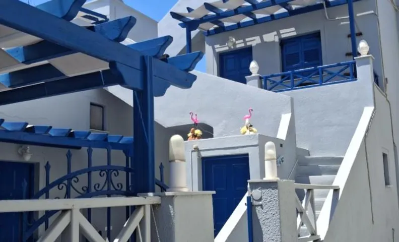Lunar Seaside Hotel