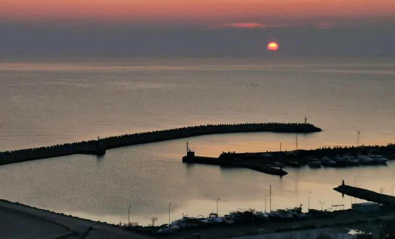 Maritimo Luxury ApartHotel