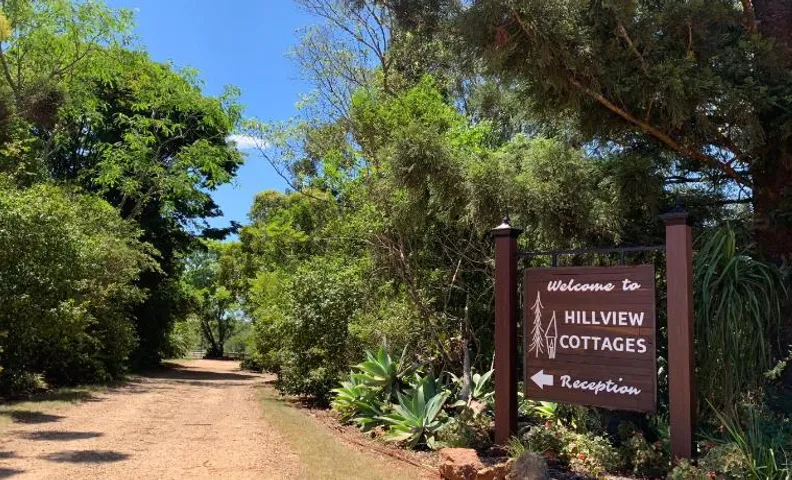 Hillview Cottages