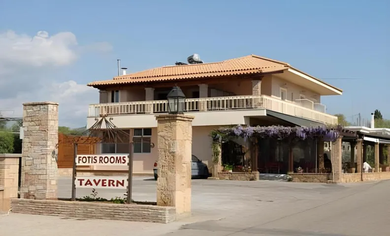 Fotis Rooms