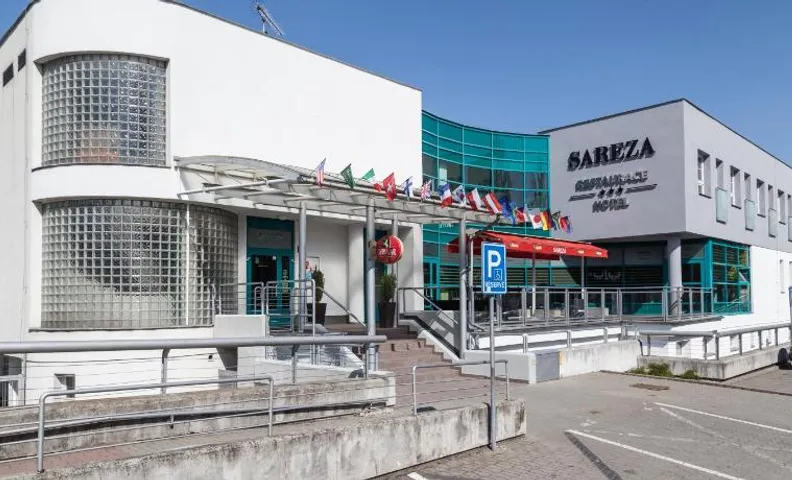Sareza hotel