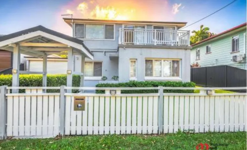MetaWiseBnB Waterfront 3BR Coastal Escape