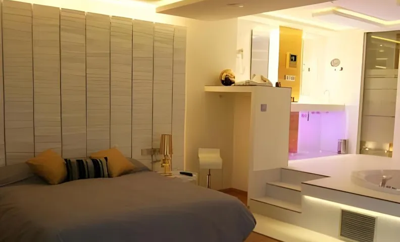 Kadrit Hotel