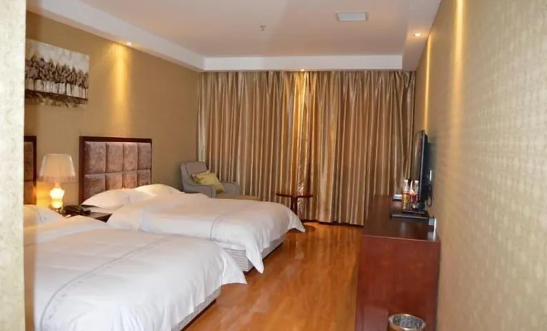 The westside Lancaster Hotel