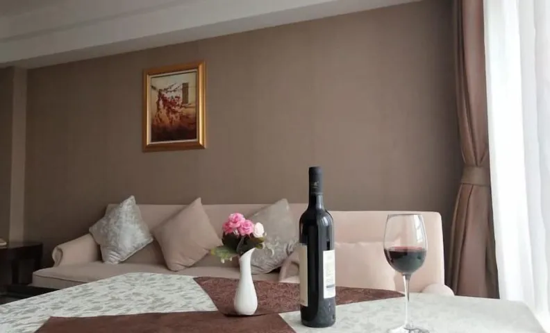 Etuoke Hotel
