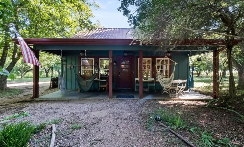 Bird House Countryside Pecan Farm 6acre San Marcos